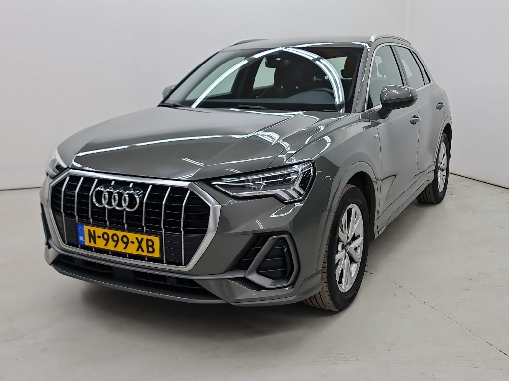 Audi Q3 - 40 TFSI 190pk S tronic Quattro S Edition ACC Camera Park N999XB