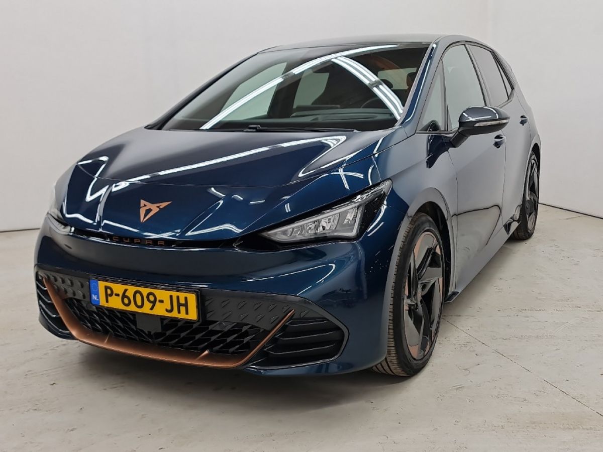 CUPRA BORN