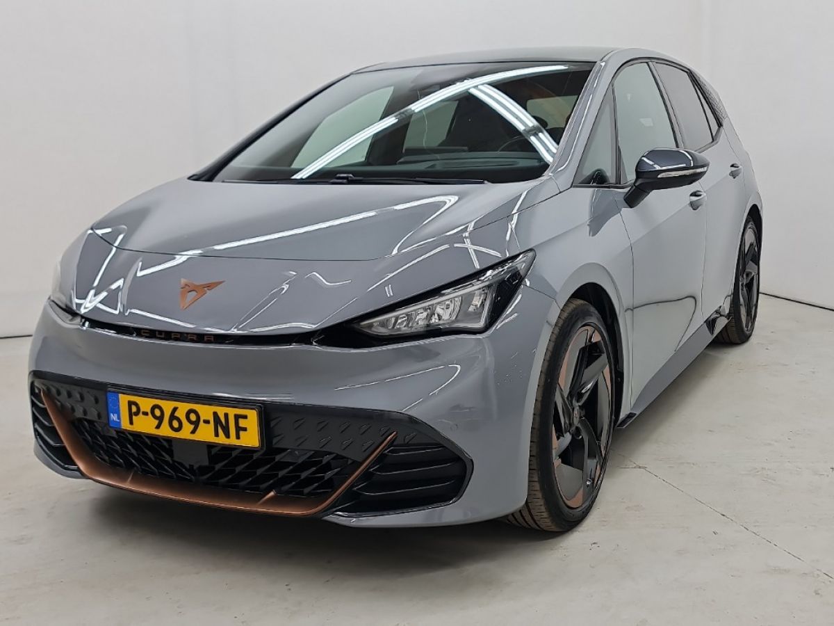 CUPRA BORN