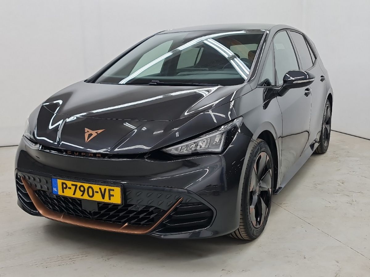 CUPRA BORN