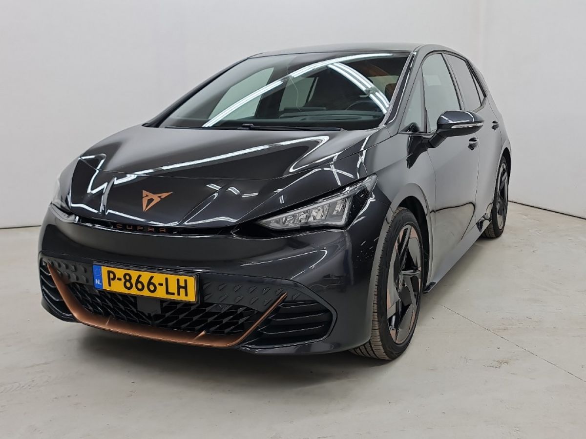 CUPRA BORN