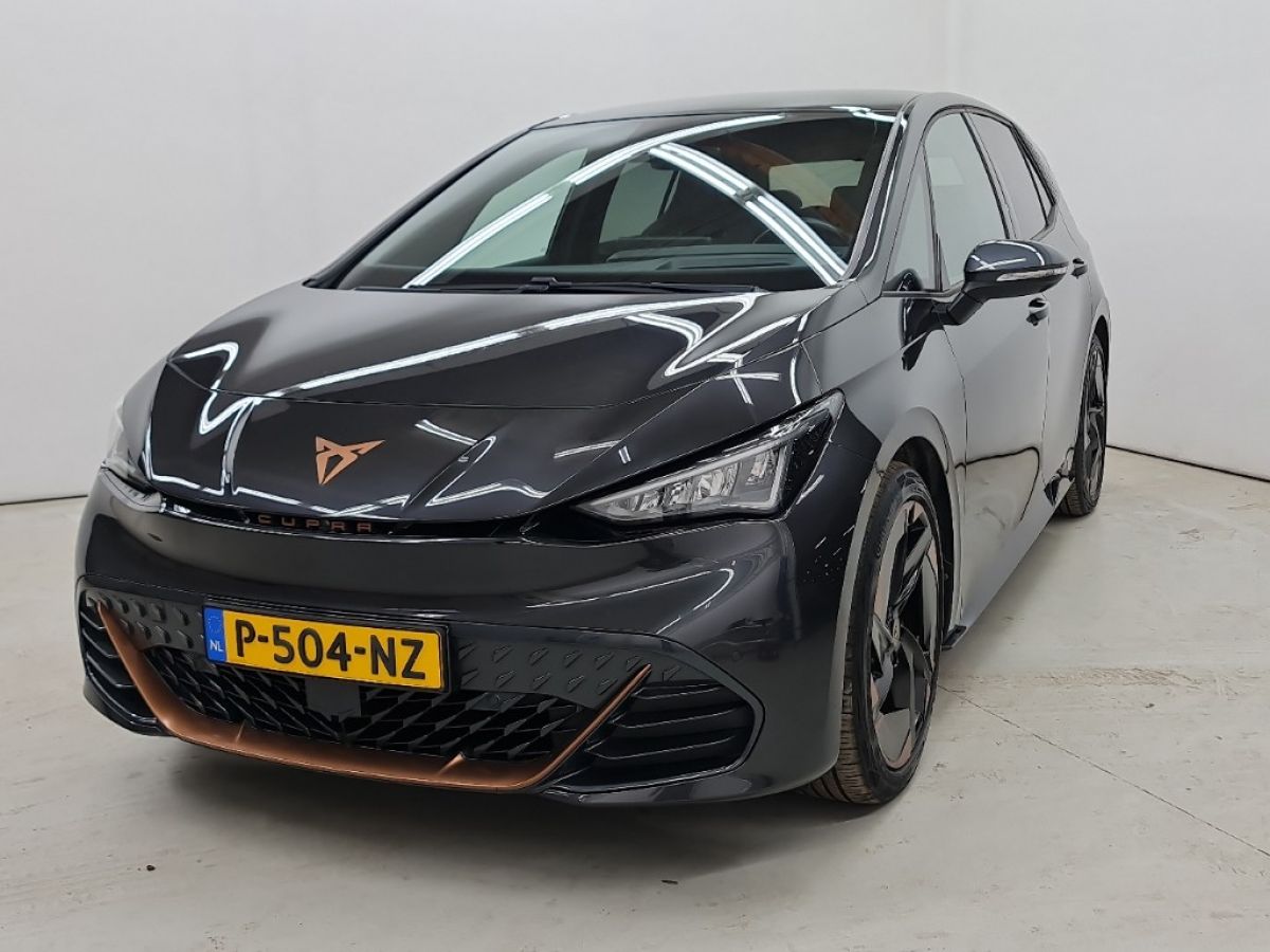 CUPRA BORN