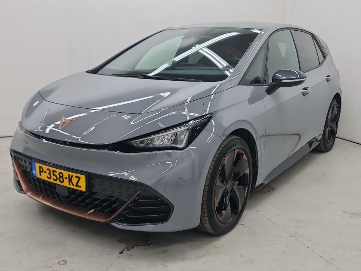 CUPRA BORN